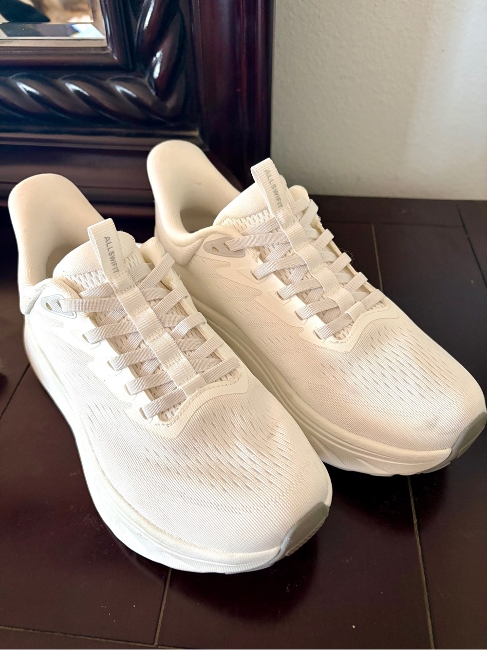 AllSwifit Slip-in size 7 White Women's platform Sneakers